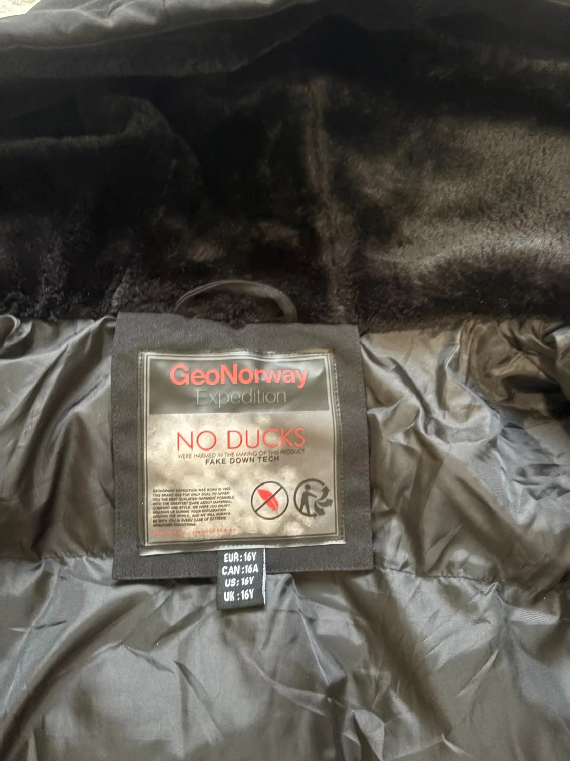 Svart dunjacka från GeoNorway med huva - 4