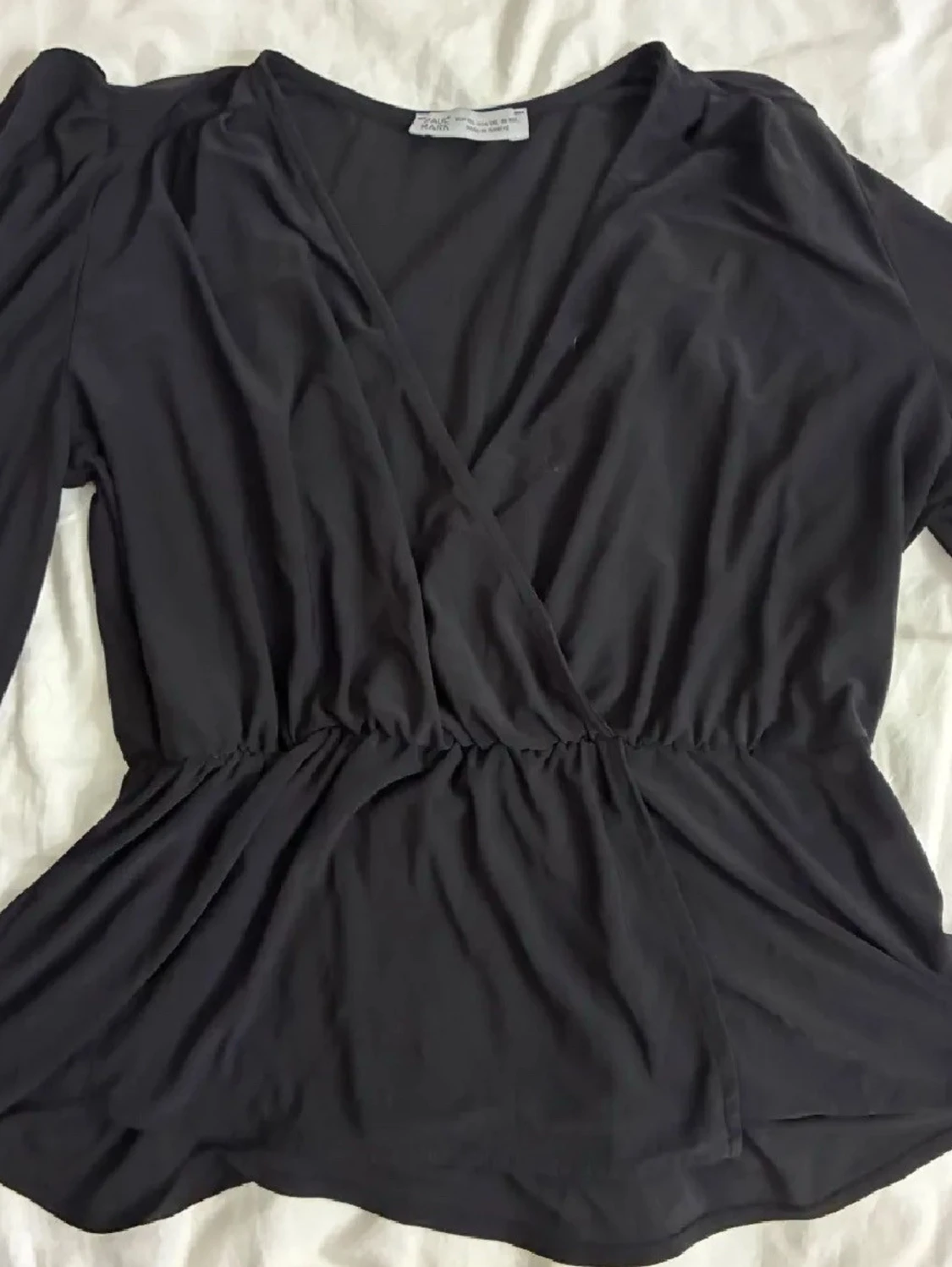 Svart omlottopp från Paul Mark