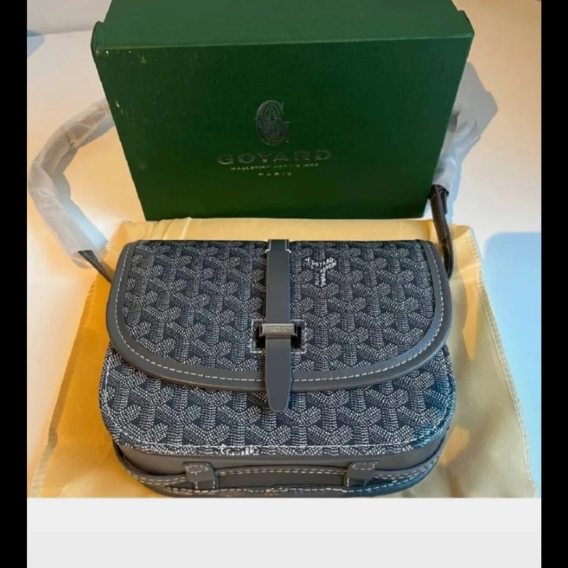 G yard axelväska svart