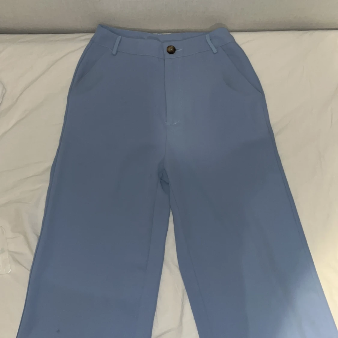 Blå wide kostymbyxor