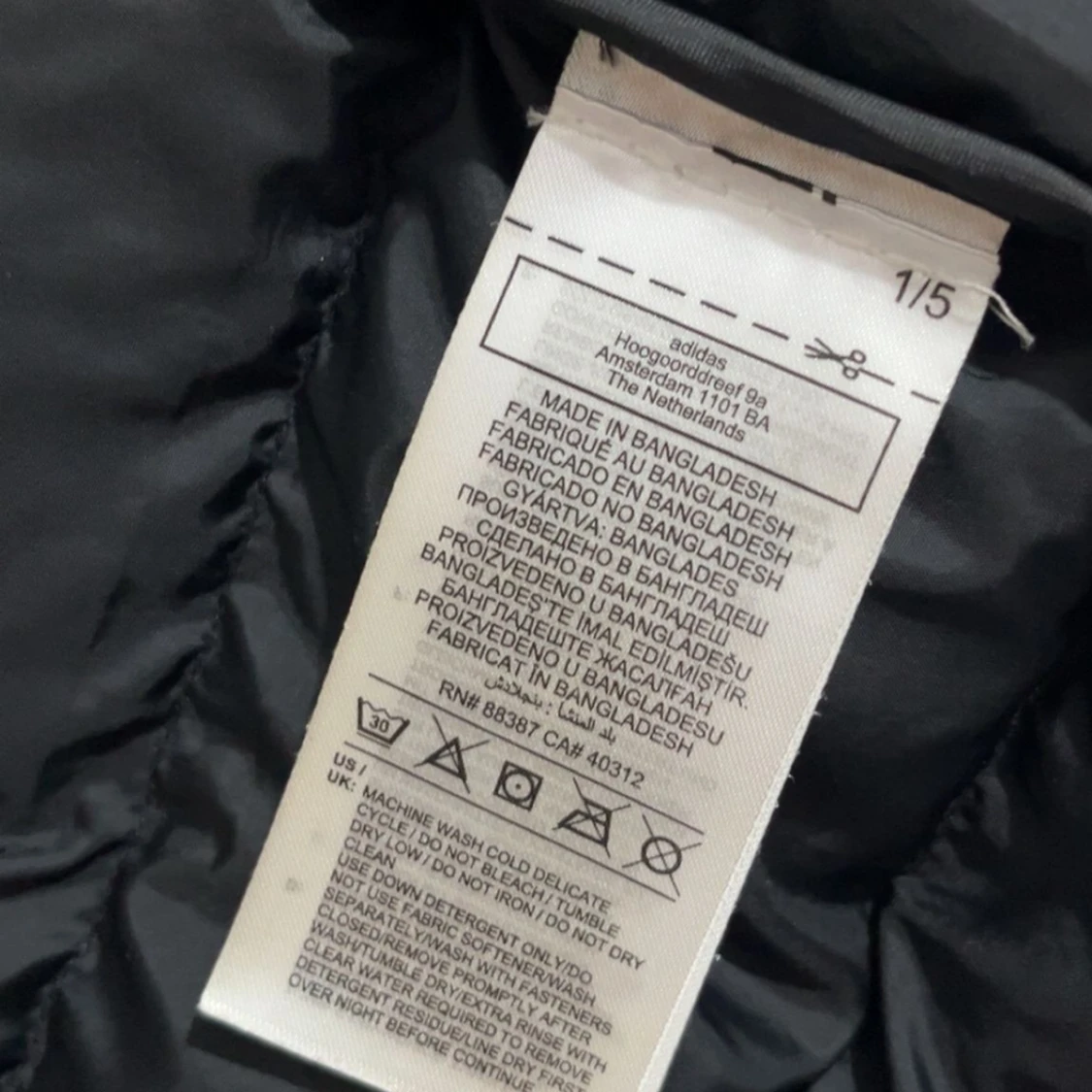 Svart dunjacka från Adidas med huva - 4