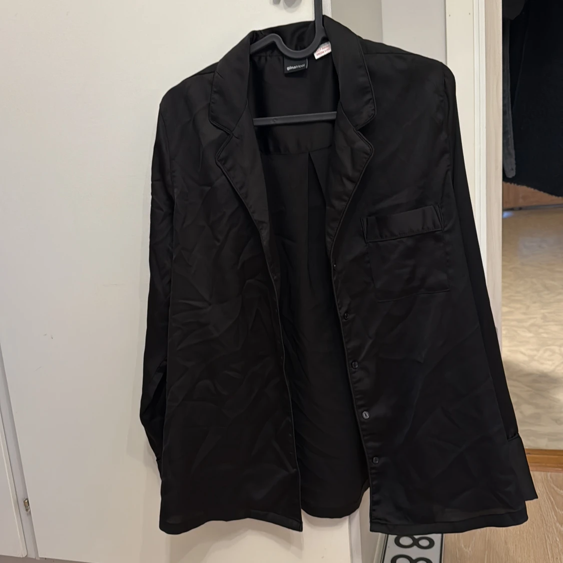 Skjorta från Gina Tricot