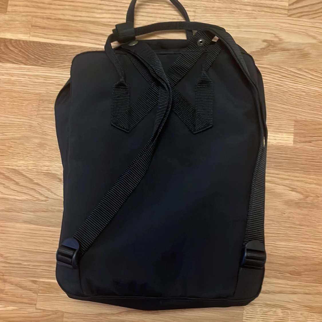 Svart Fjällräven Kånken ryggsäck - 2