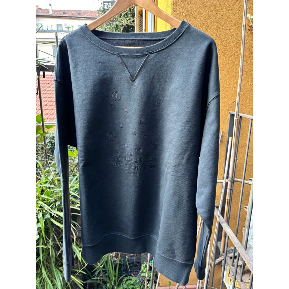 Maison Margiela svart sweatshirt