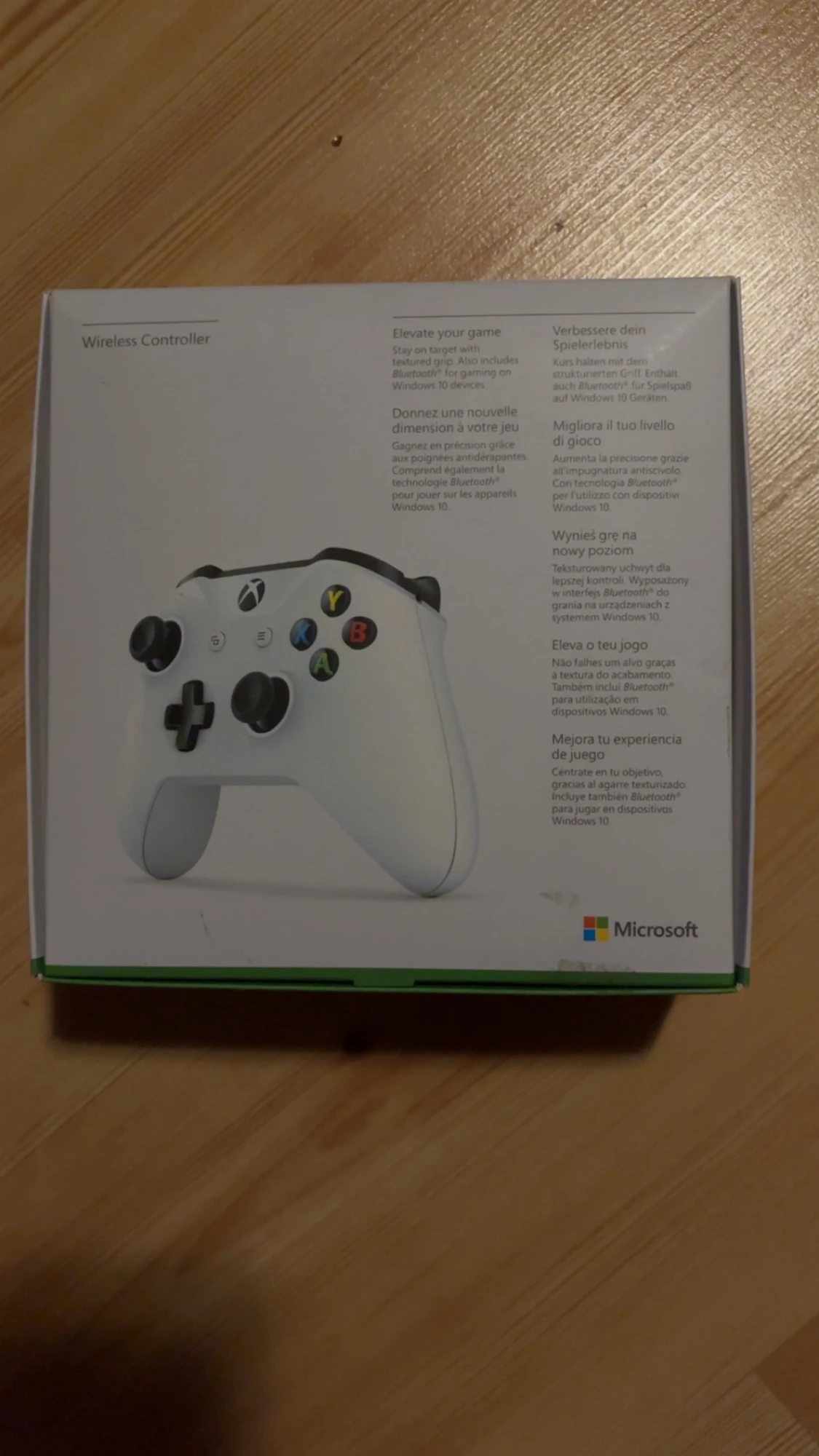 Xbox Wireless Controller - 1