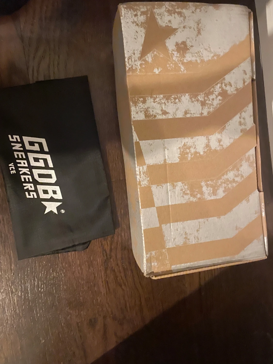 Golden Goose vita sneakers med stjärna - 5