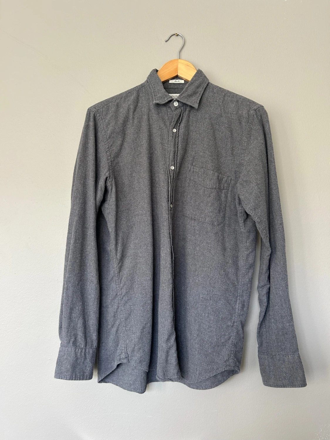 Grå skjorta från Hartford, storlek M