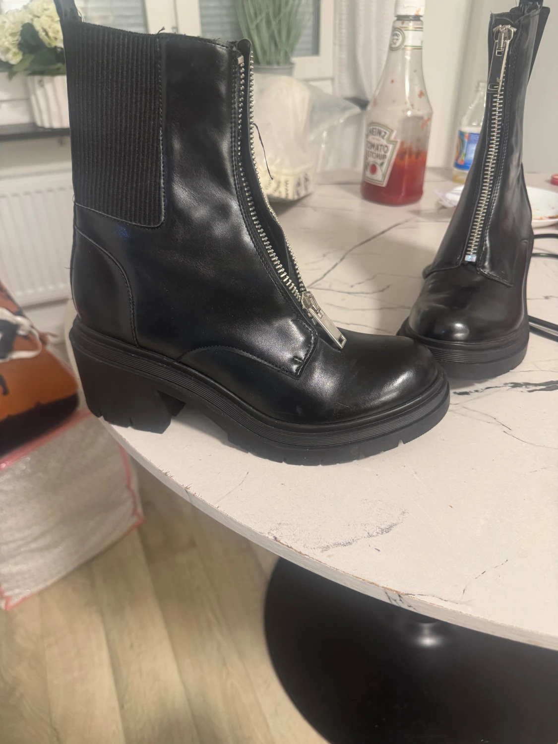 Svarta boots med dragkedja och klack - 2