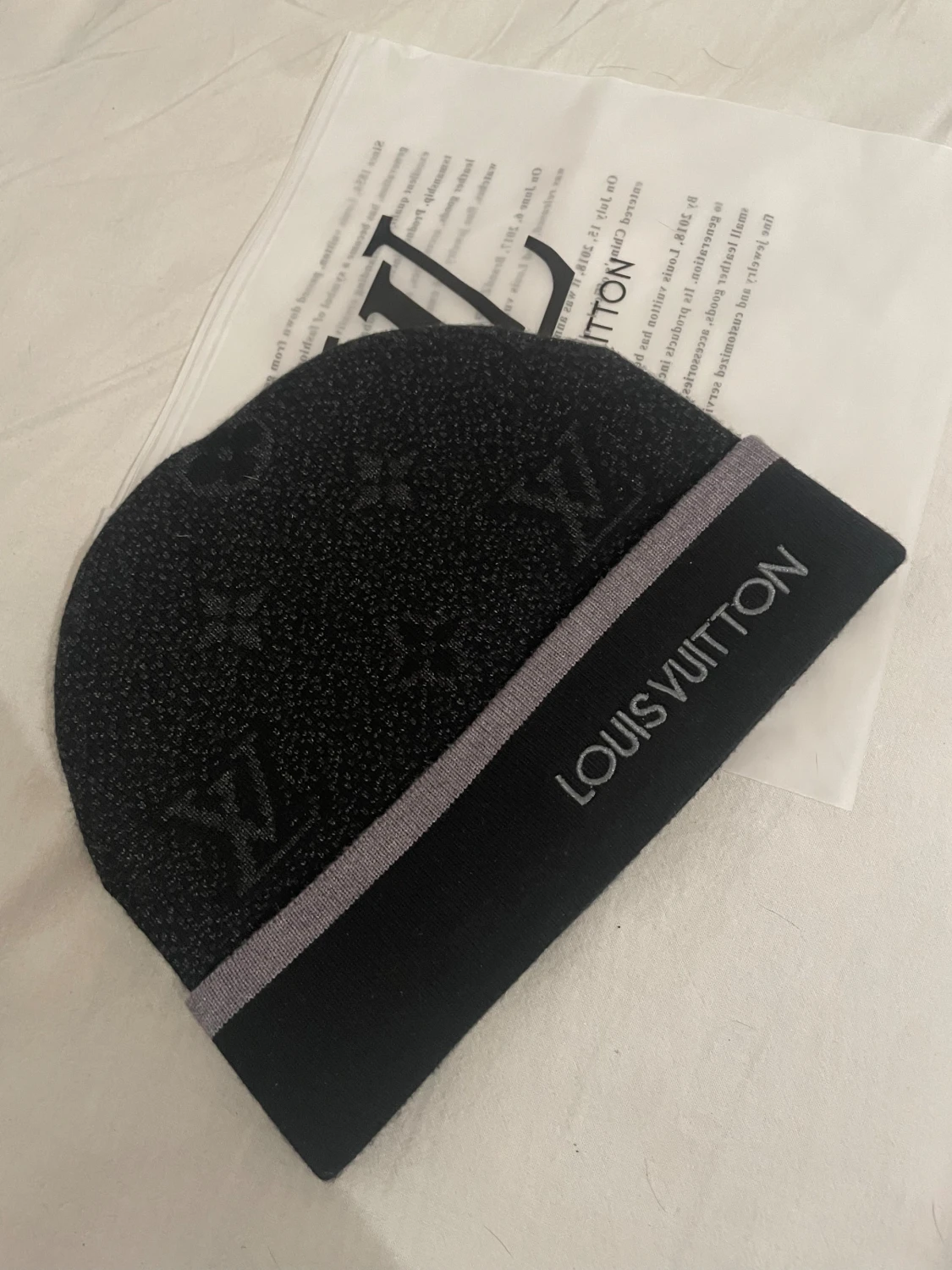 Säljer en skön mössa inför vintern 