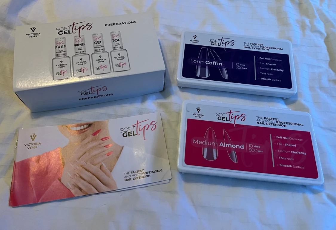 Victoria Vynn Soft Gel Tips kit