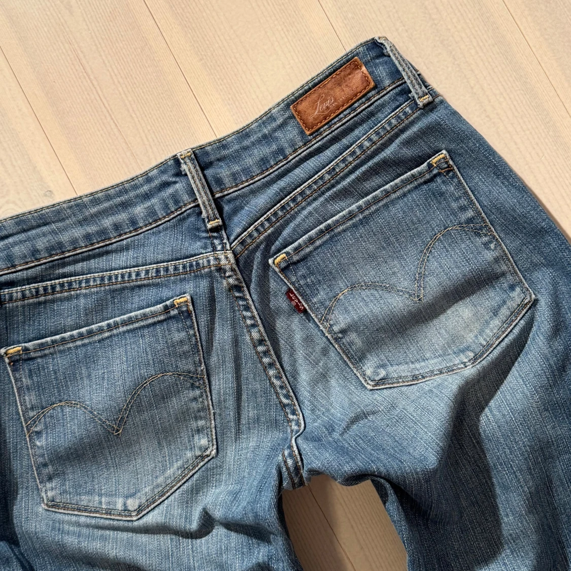 Low bootcut Levi’s jeans  - 3