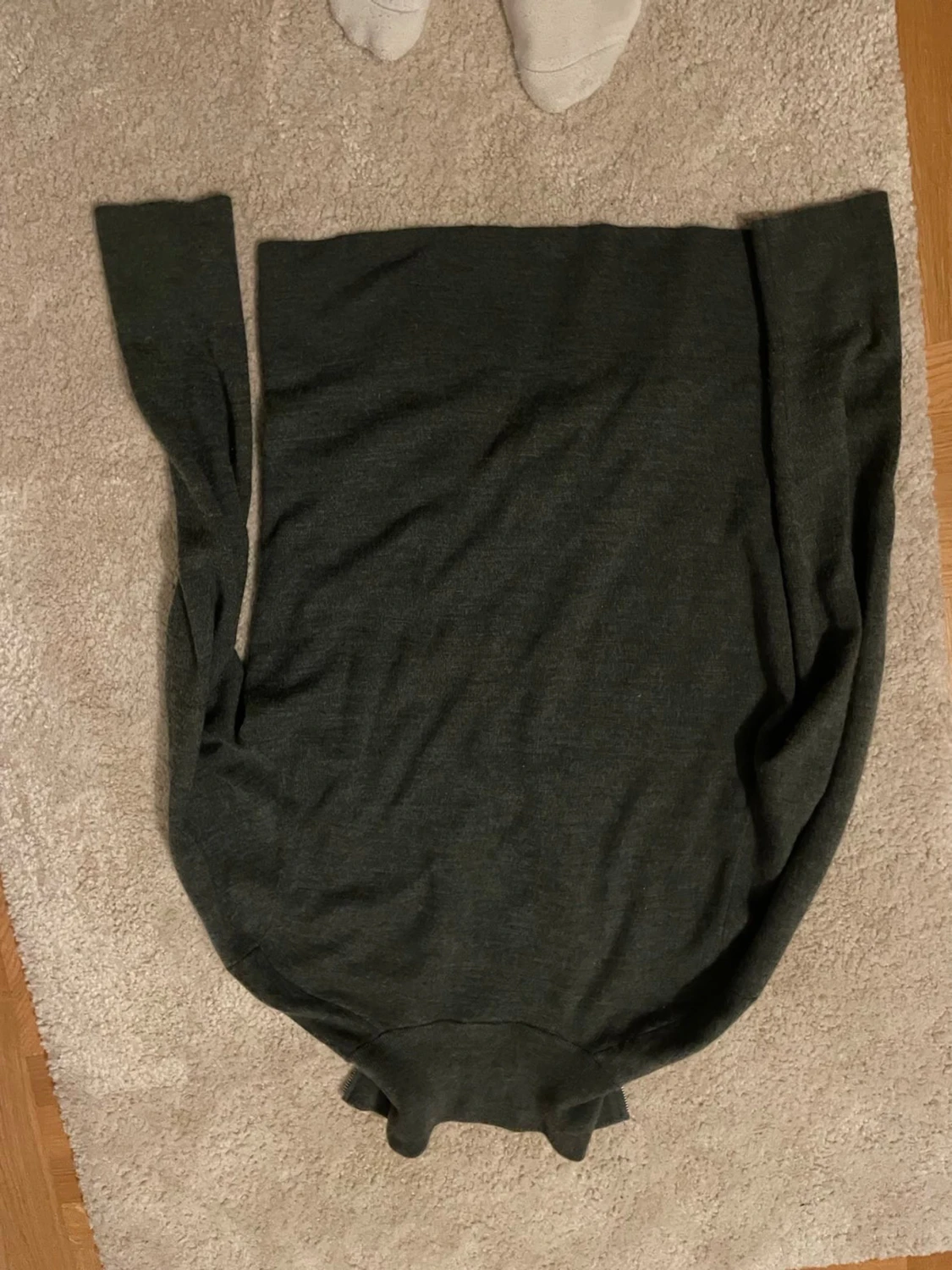 Mörkgrå kofta med dragkedja - 1