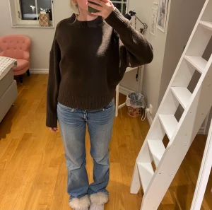 Brun stickad tröja  - Brun stickad tröja från Zara🤎