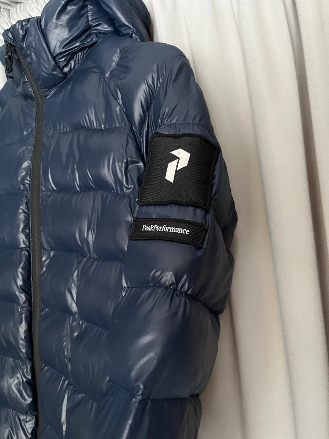 Mörkblå dunjacka Peak Performance - 1