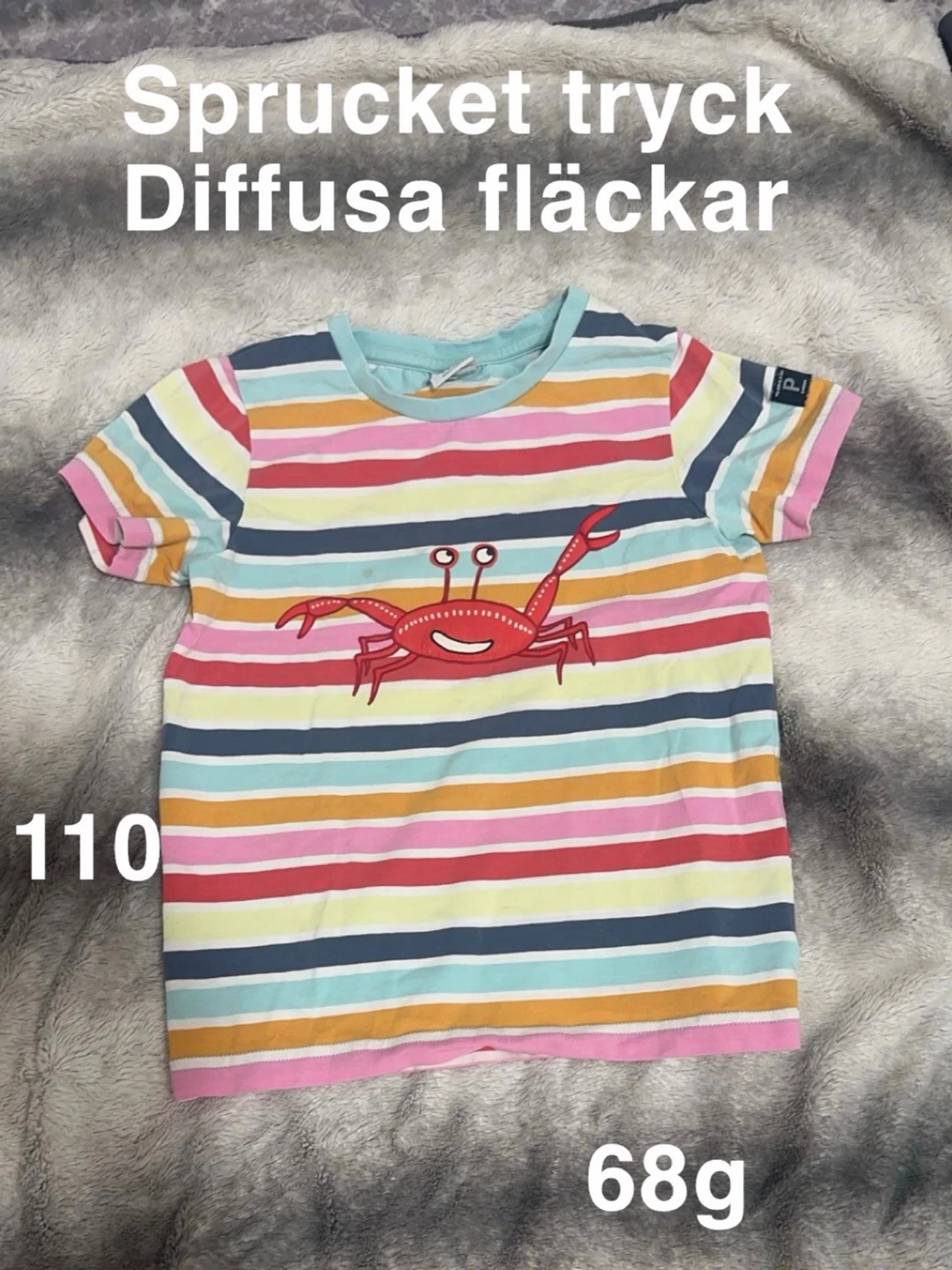 Randig t-shirt med krabba, Polarn O. Pyret