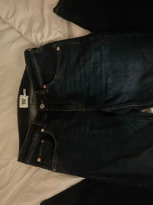 Mörkblå jeans från lager 157  - Mörkblå jeans från lager 157. Är i storlek M och i full length. Använda fåtal gånger. 