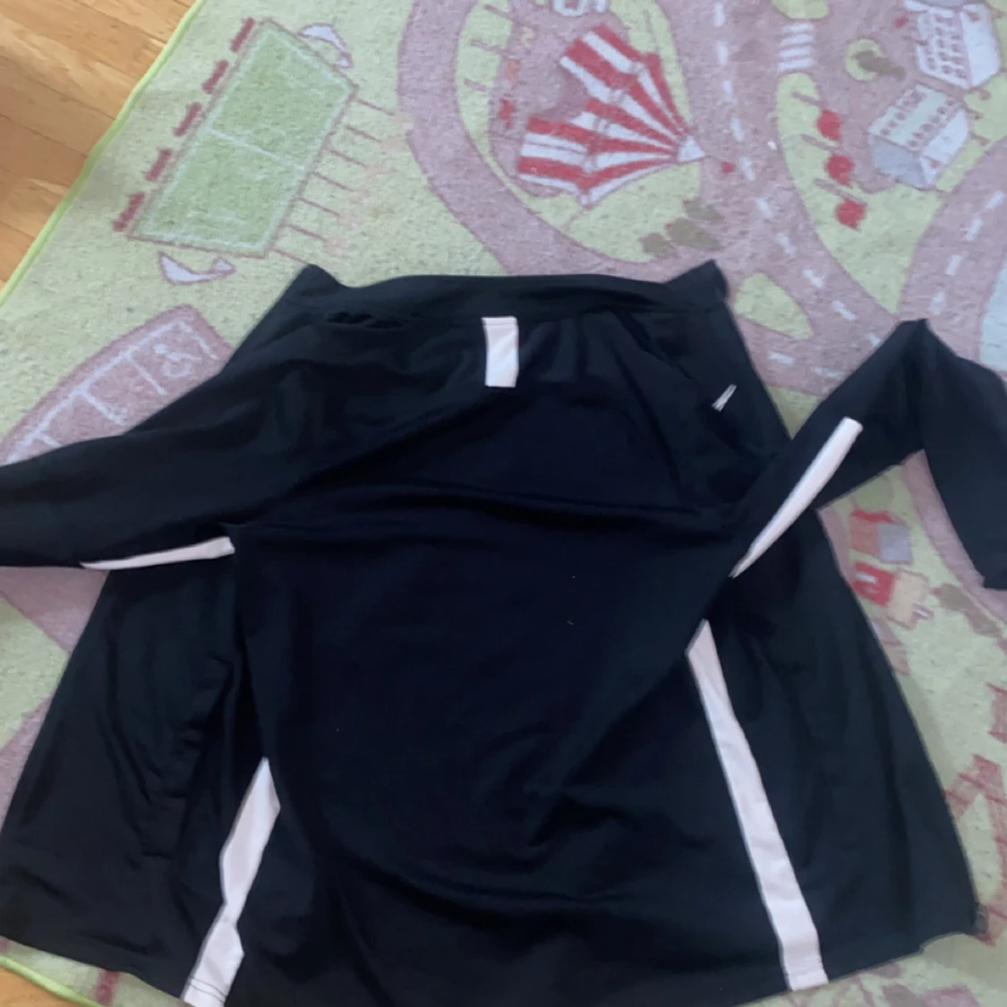 Nike svart träningsjacka Dri-Fit S - 1