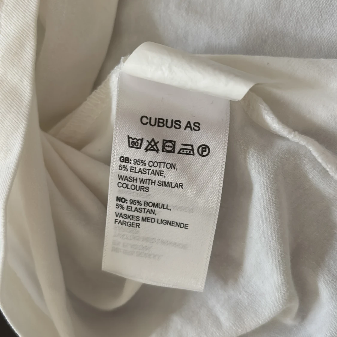 Vit omlottopp från Cubus - 3