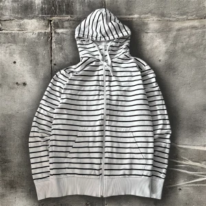 Vit Zip up vintage - En fin zip up tröja i storlek s