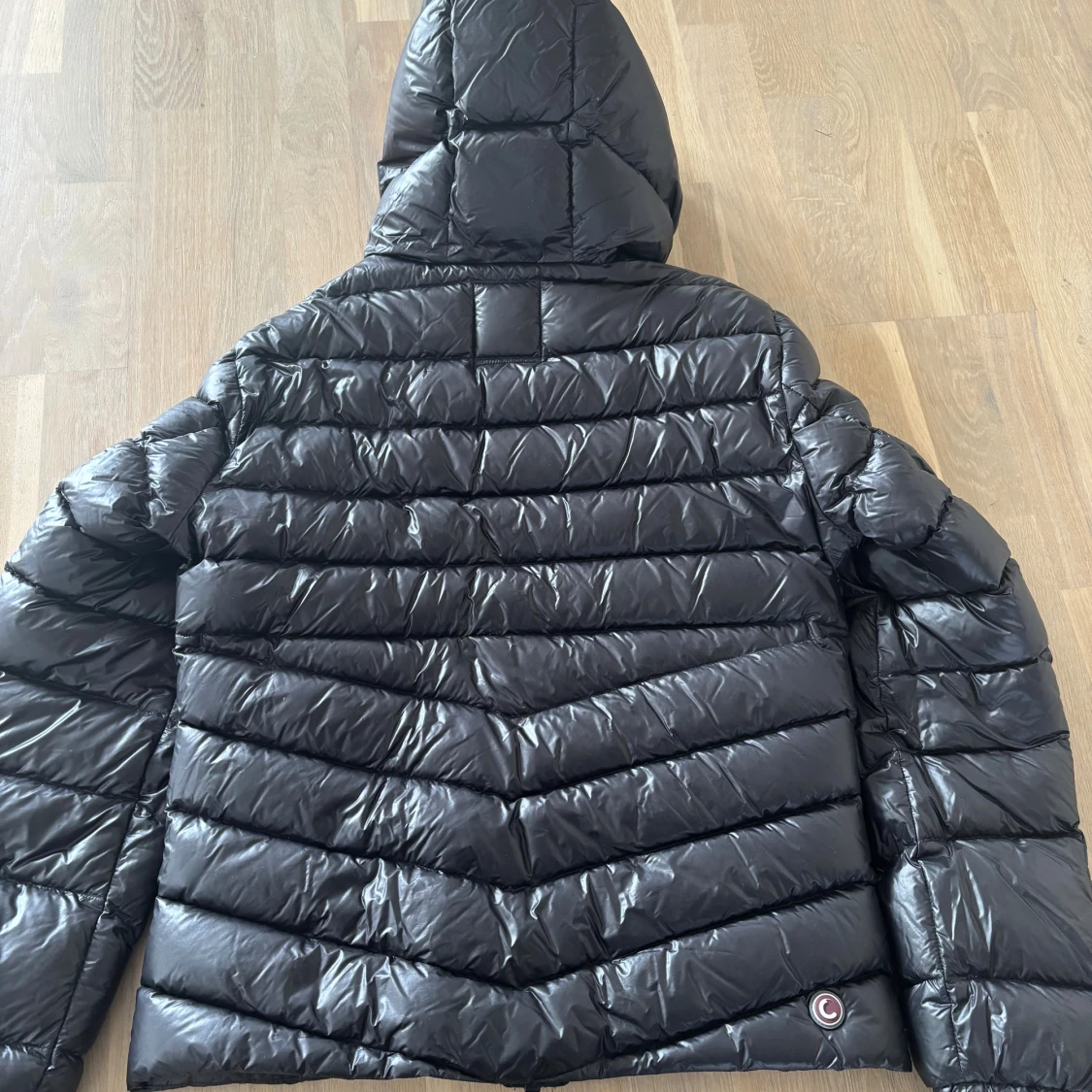 Svart Colmar dunjacka med huva - 1
