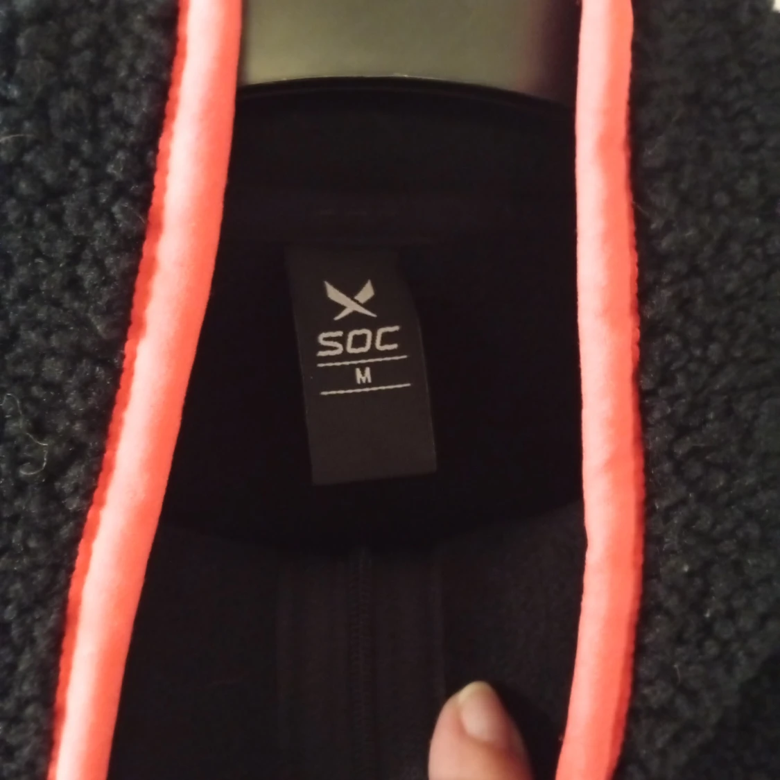 Svart fleece-tröja från SOC med half zip - 2