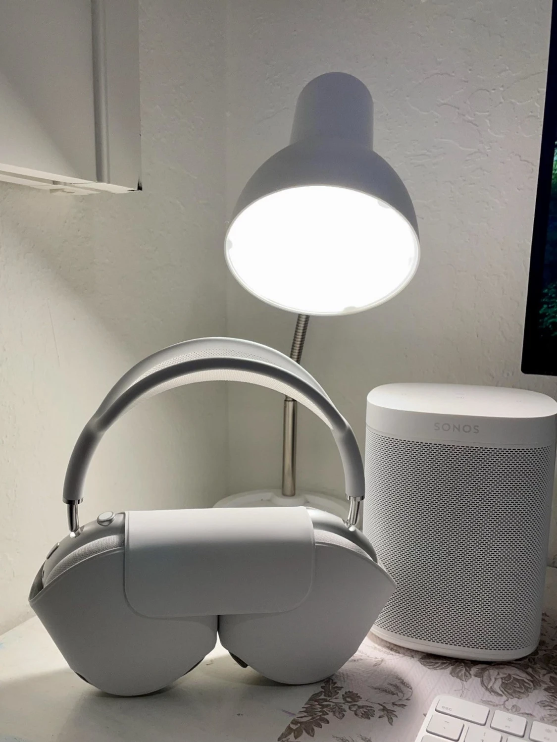 AirPods Max - Silver - 2