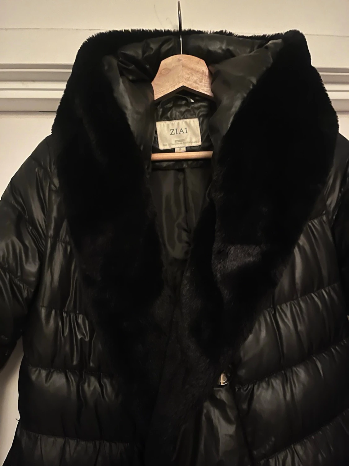 Svart lång pufferjacka från ZIAI - 3