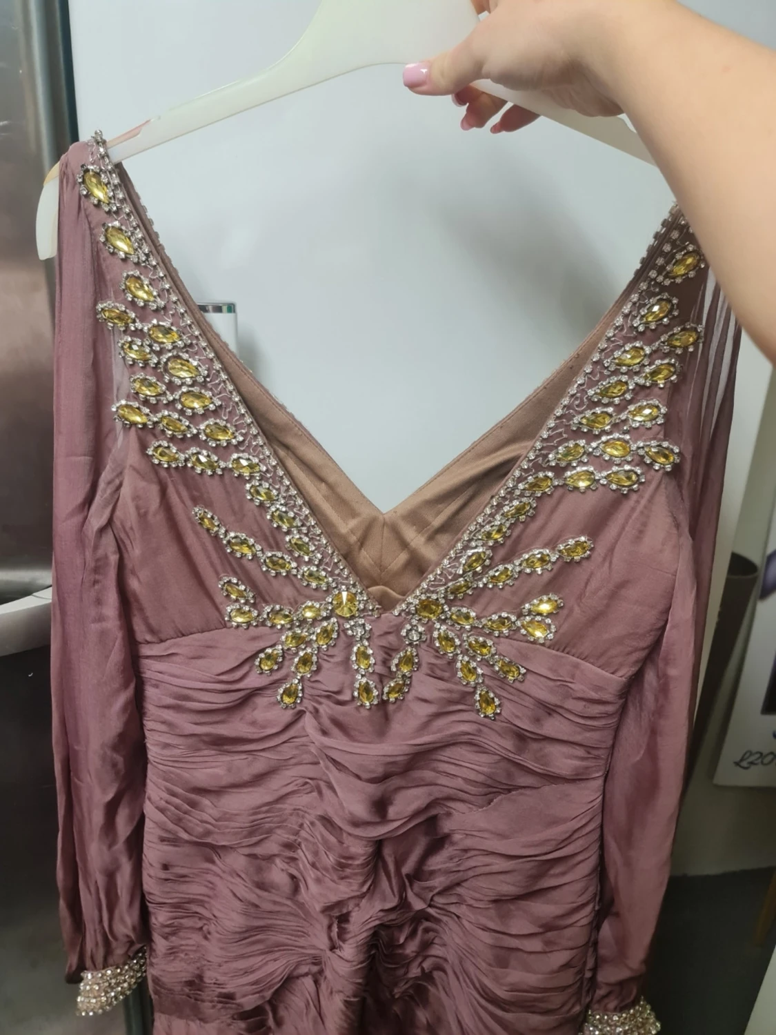 Ljuslila kortklänning med paljetter - 4