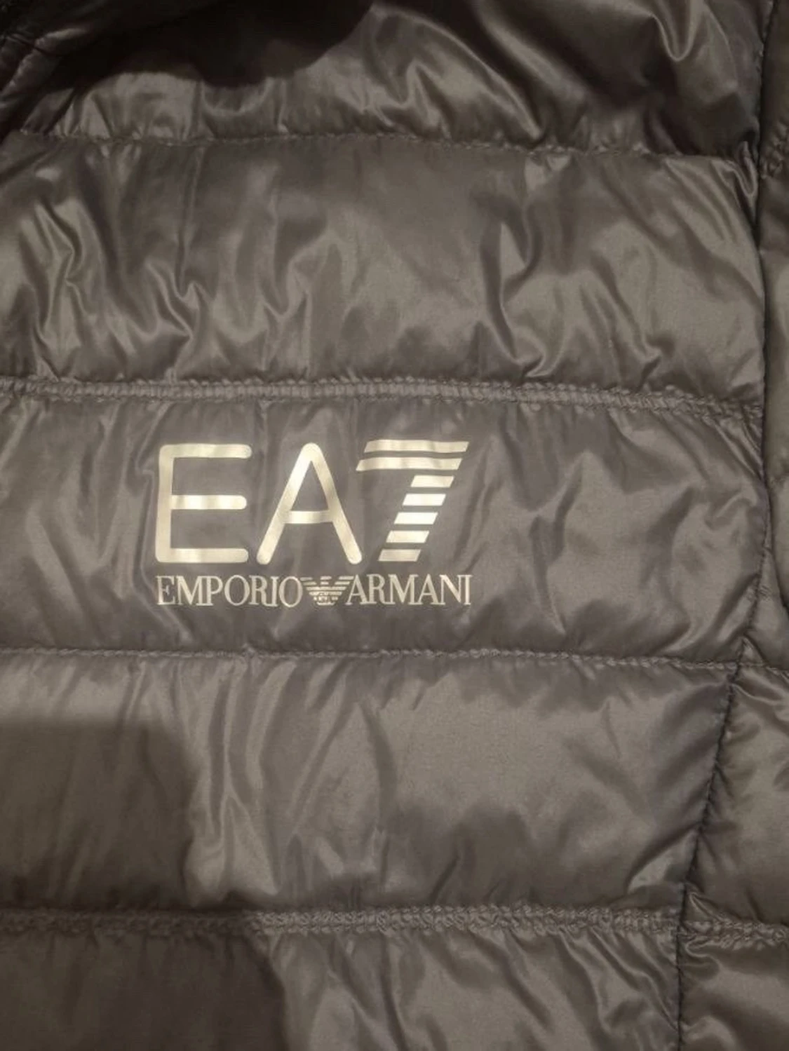 Grå pufferjacka från Emporio Armani EA7 - 1