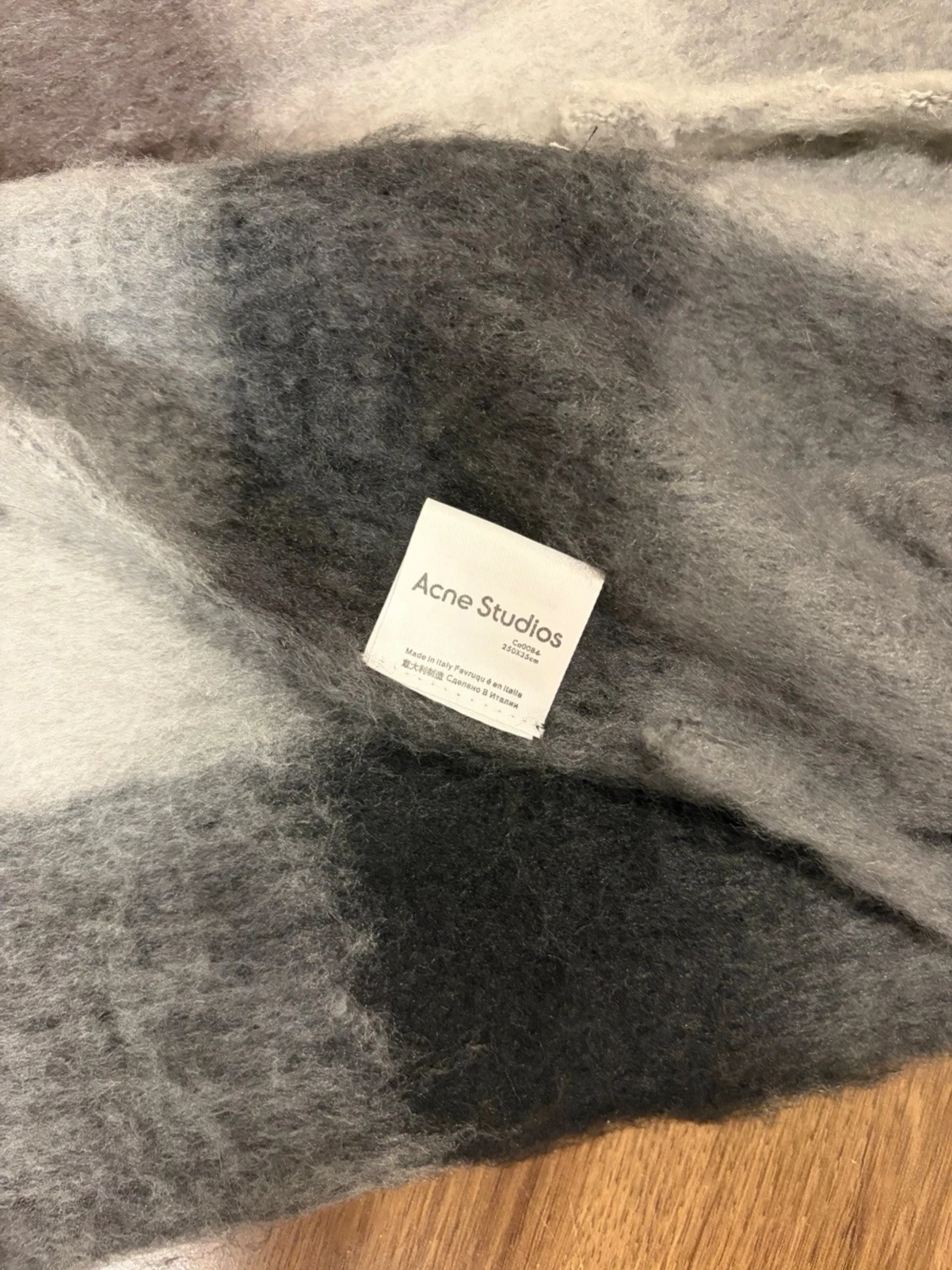  Acne Studios halsduk i ull - 1