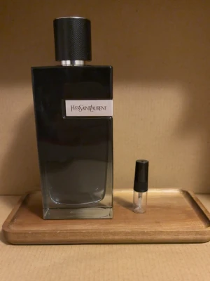 2ml YSL Y EDP sample  - 2ml sample av YSL Y EDP, bättre deals på bundles så passa på!!