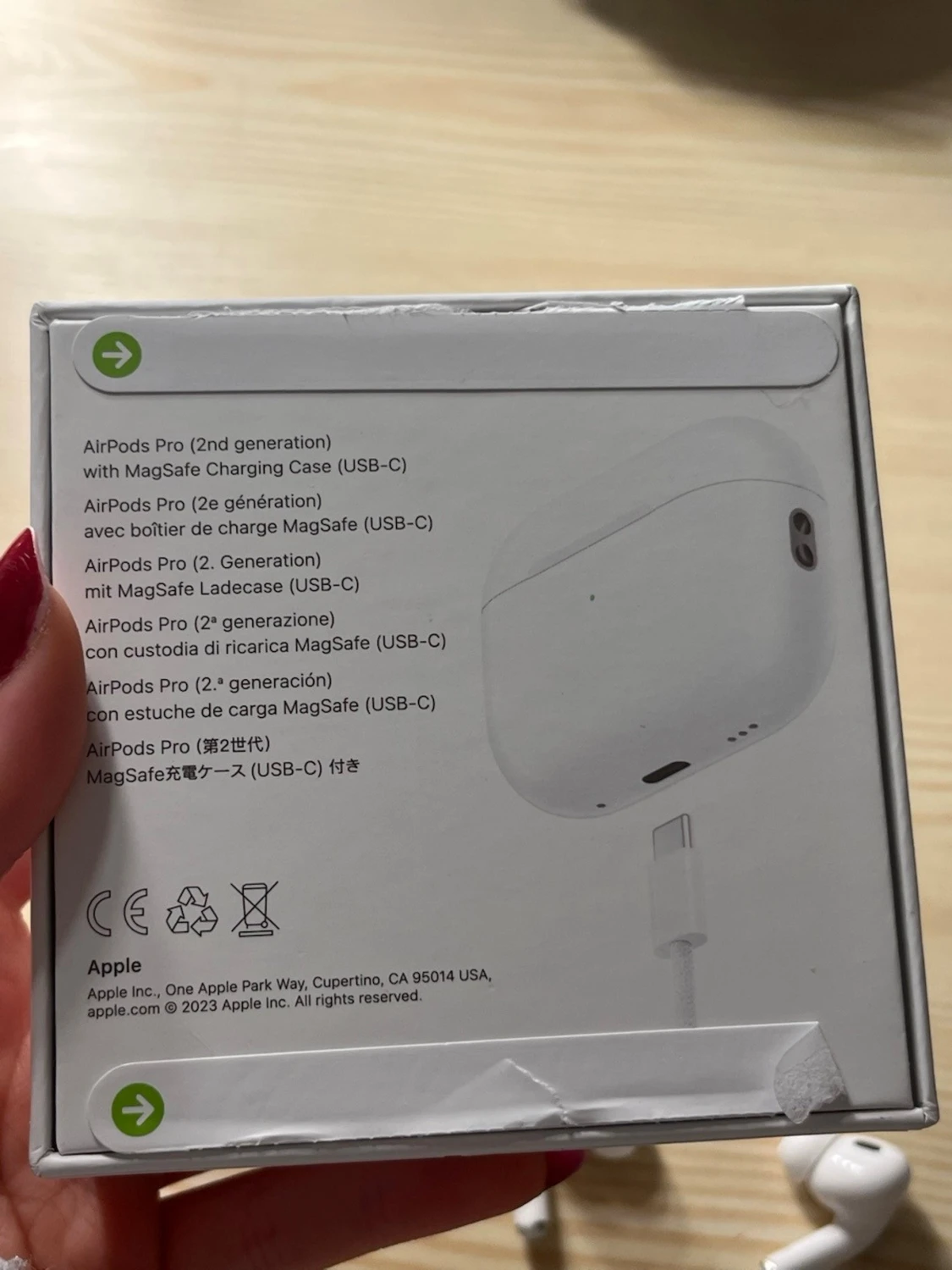 AirPods Pro (2nd generation) med MagSafe-laddningsetui (USB-C) - 2