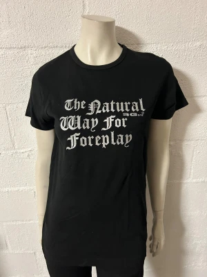 T-shirt  RG 512 storlek M. - Helt ny T-shirt från RG 12. Storlek M. Bra kvalité. 