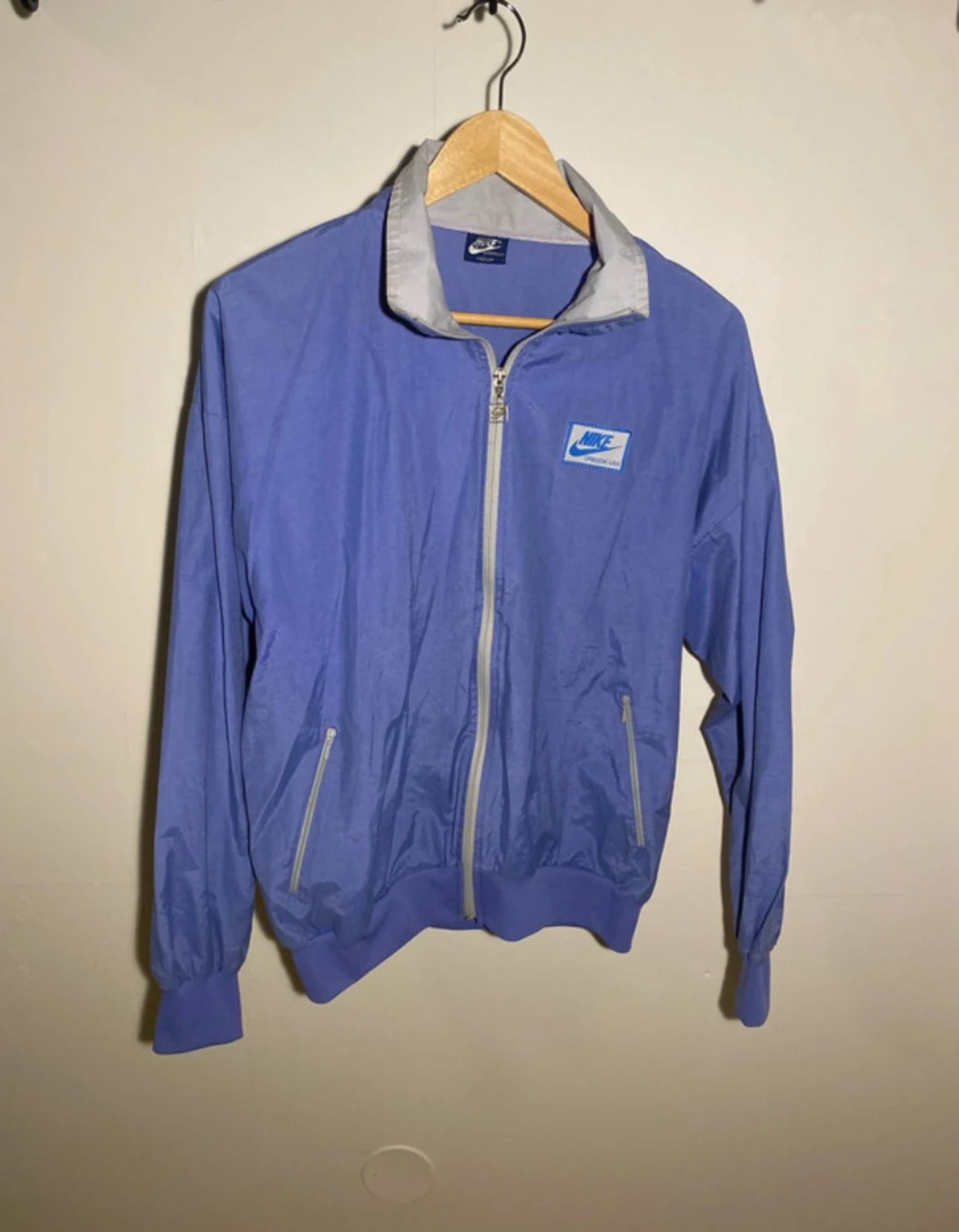 Blå vintage vindjacka från Nike