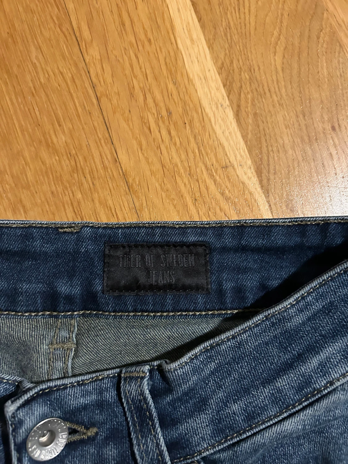 Säljer ett par Tiger of sweden jeans. - 3