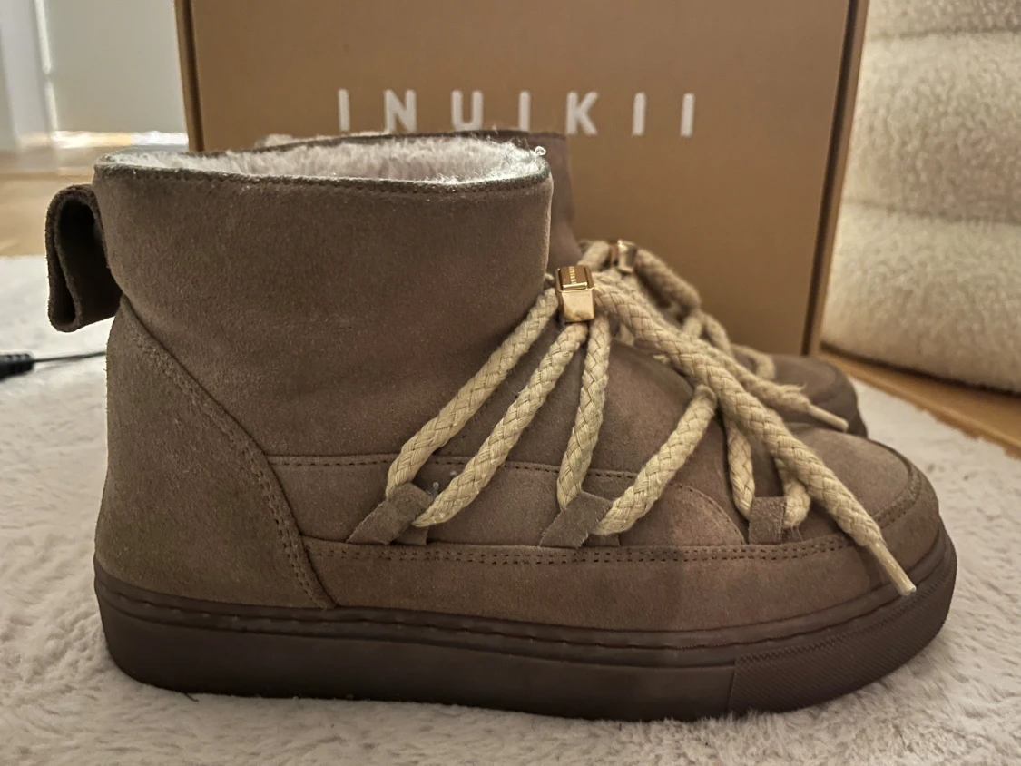 Beige Inuikii boots med snörning - 3