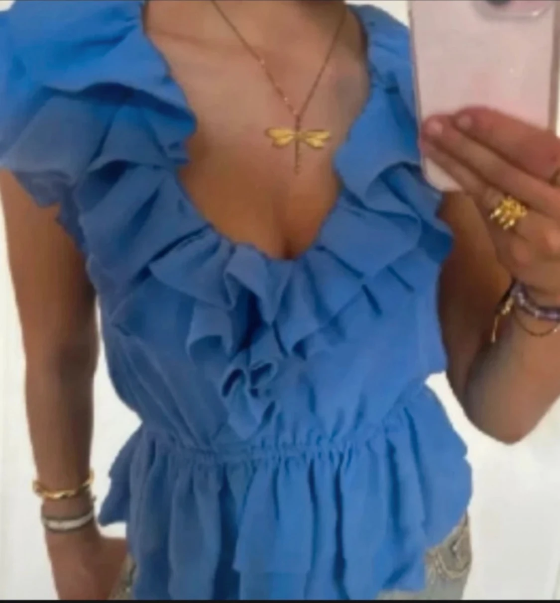 Blå volangblus från H&M - 1