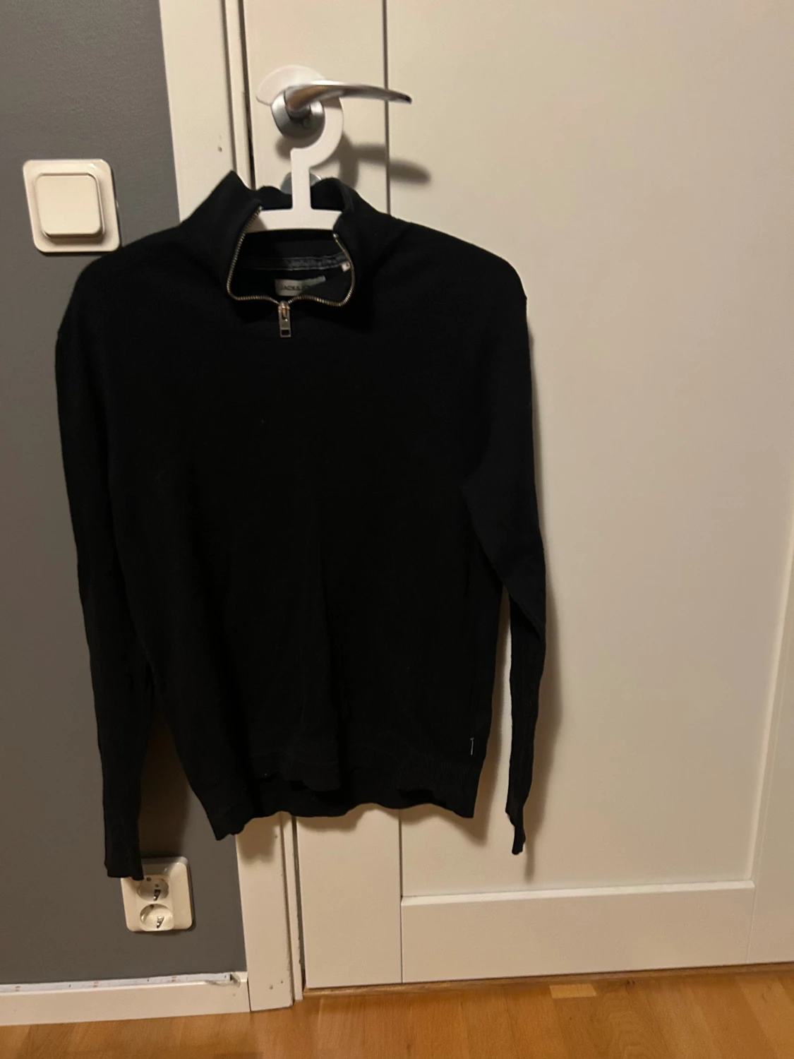 Svart half zip tröja från Jack and jones