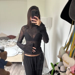 Fest topp! - PERFEKT fest topp nu till hösten, så fin!!😫❤️‍🔥