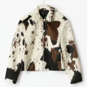 Cowprint jacka  - Slutsåld jacka från ginatricot. Aldrig använd, lappar kvar. 