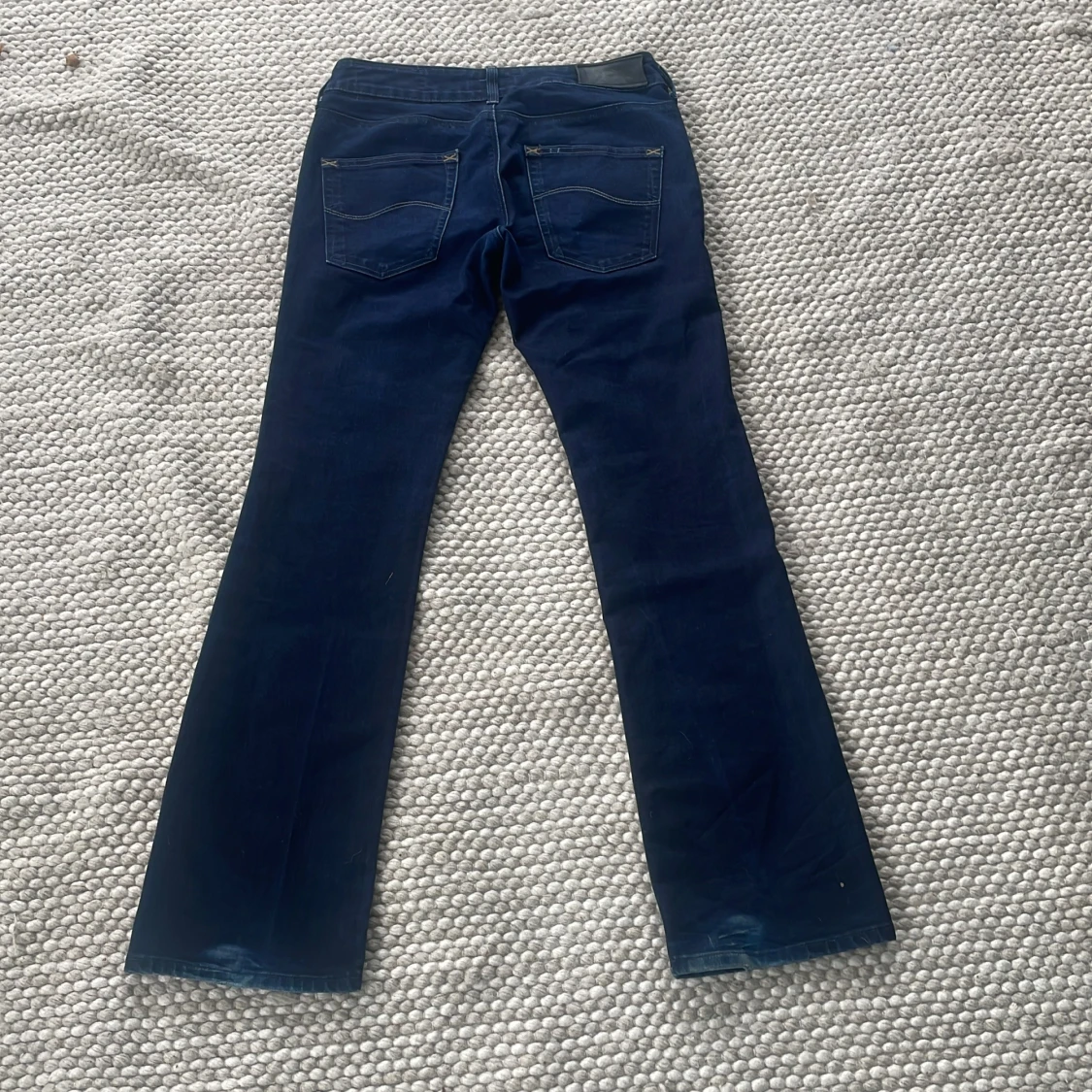 Mörkblå bootcut jeans från Lee - 2
