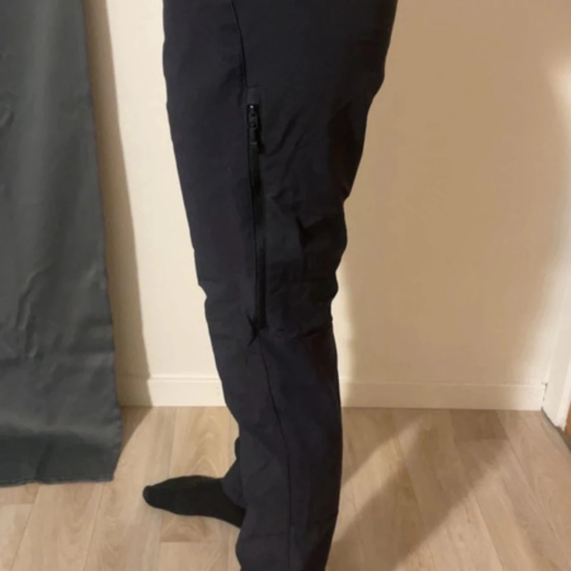 Svarta täckbyxor från Haglöfs - 2