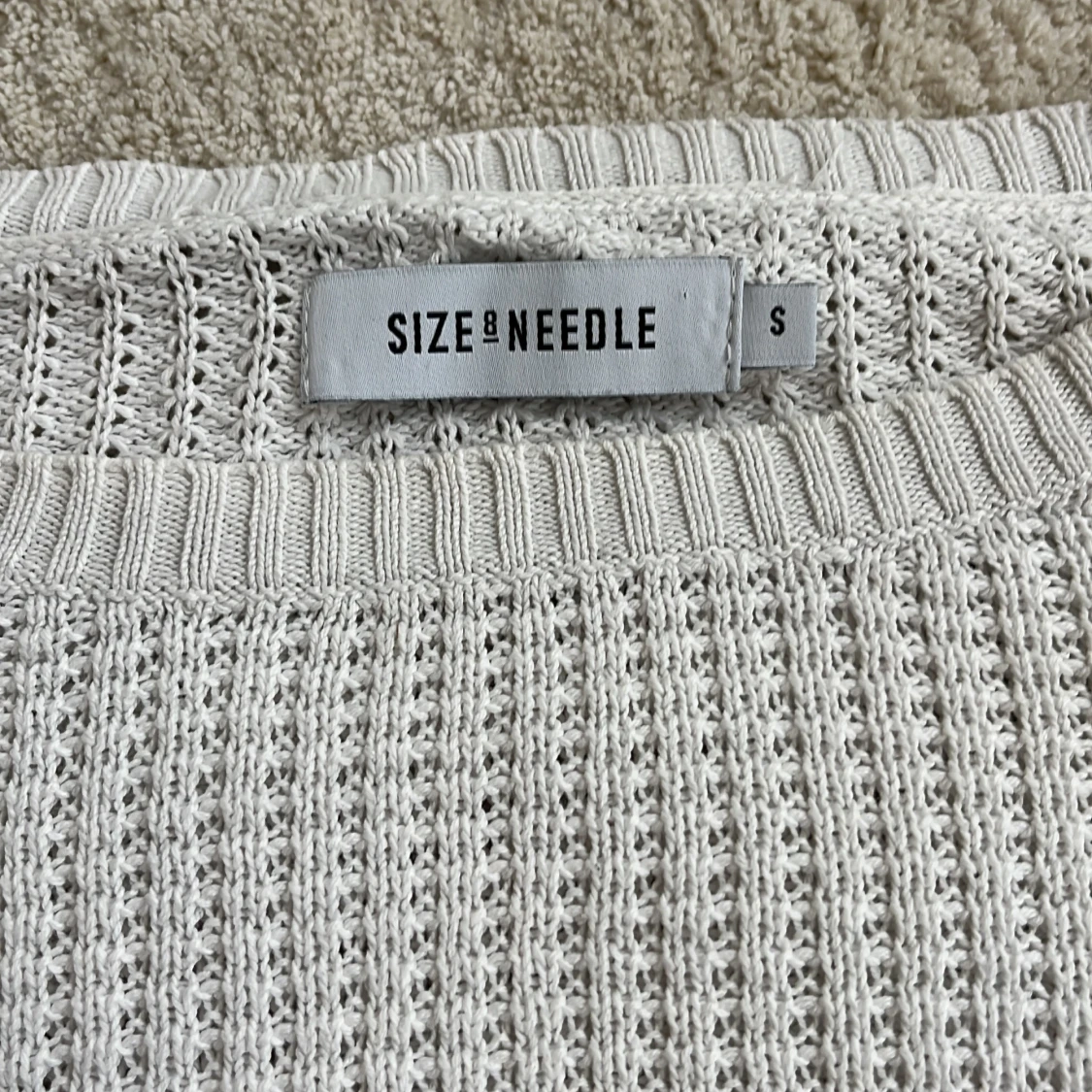 Vit stickad tröja från Size & Needle - 1