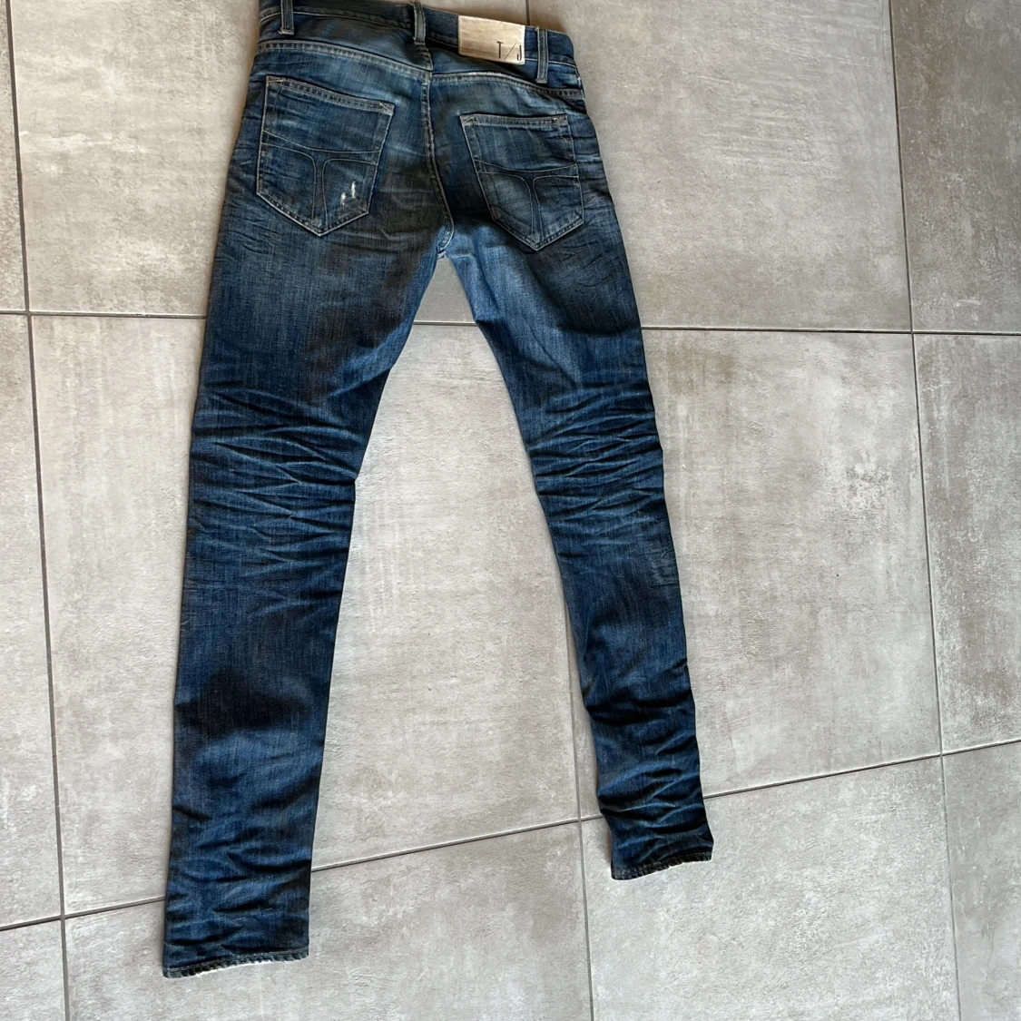 tiger of Sweden  - 3