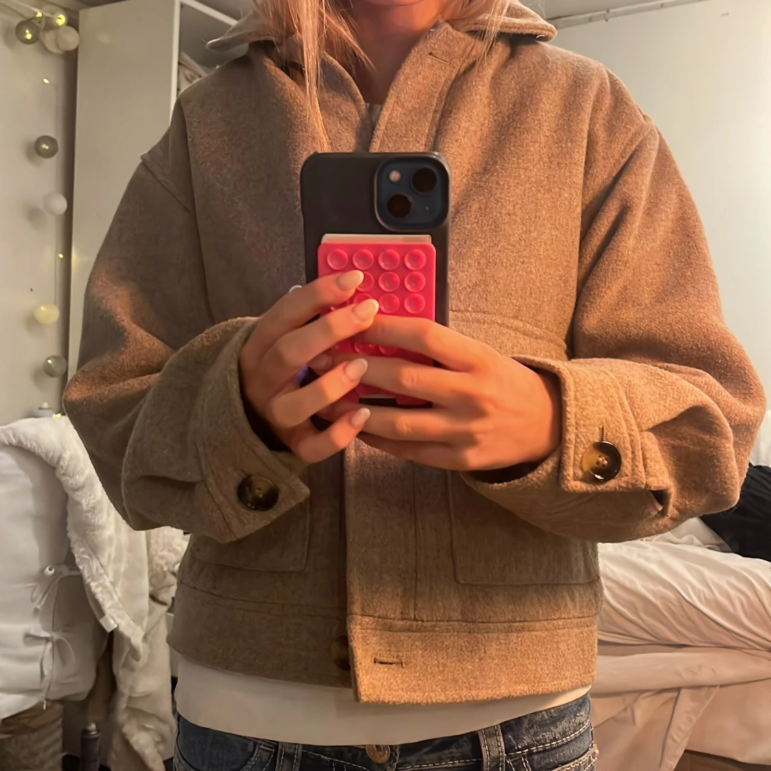 Beige kappa med fuskpäls från H&M  - 1