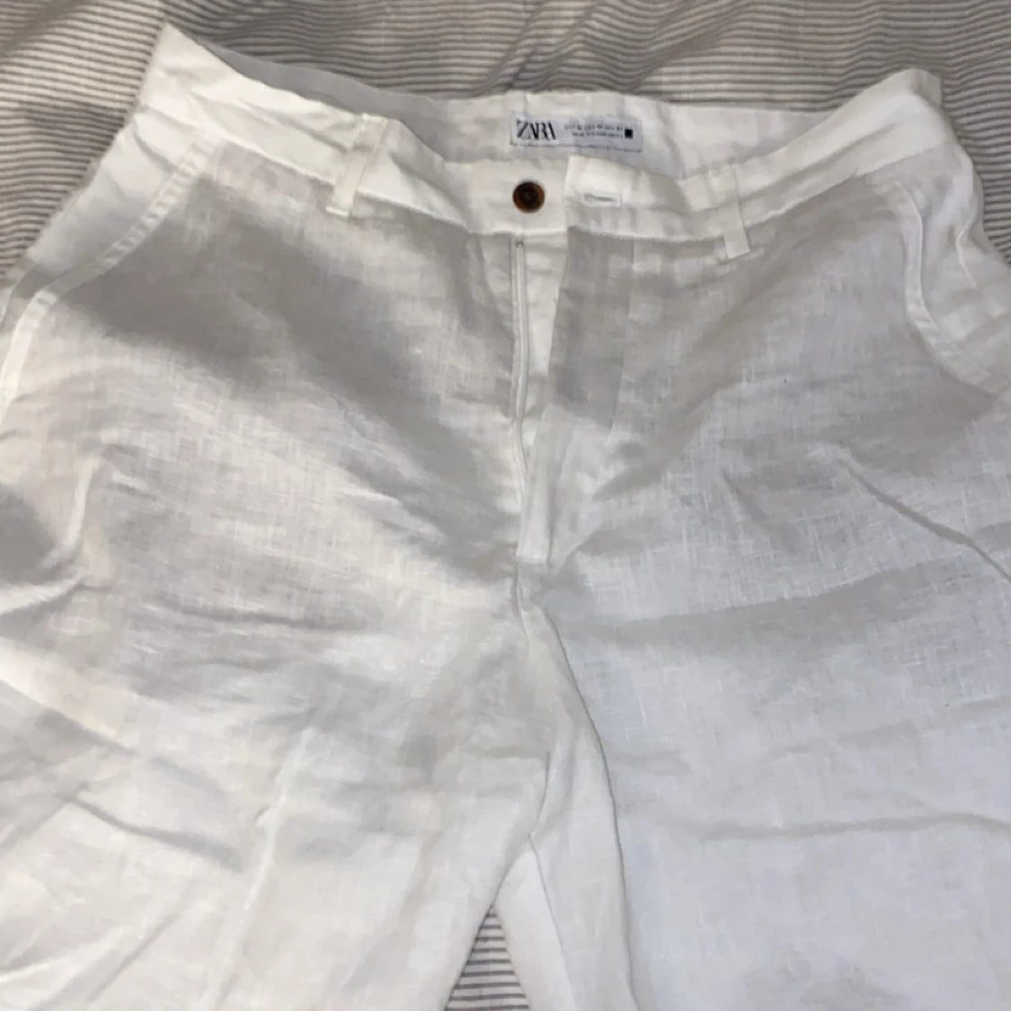 Vita linneshorts från Zara, storlek M