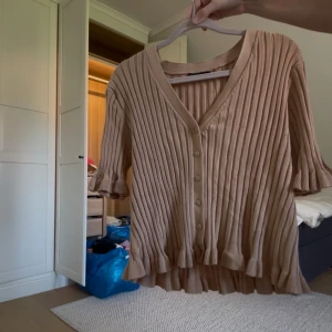 Kortärmad kofta - Söt