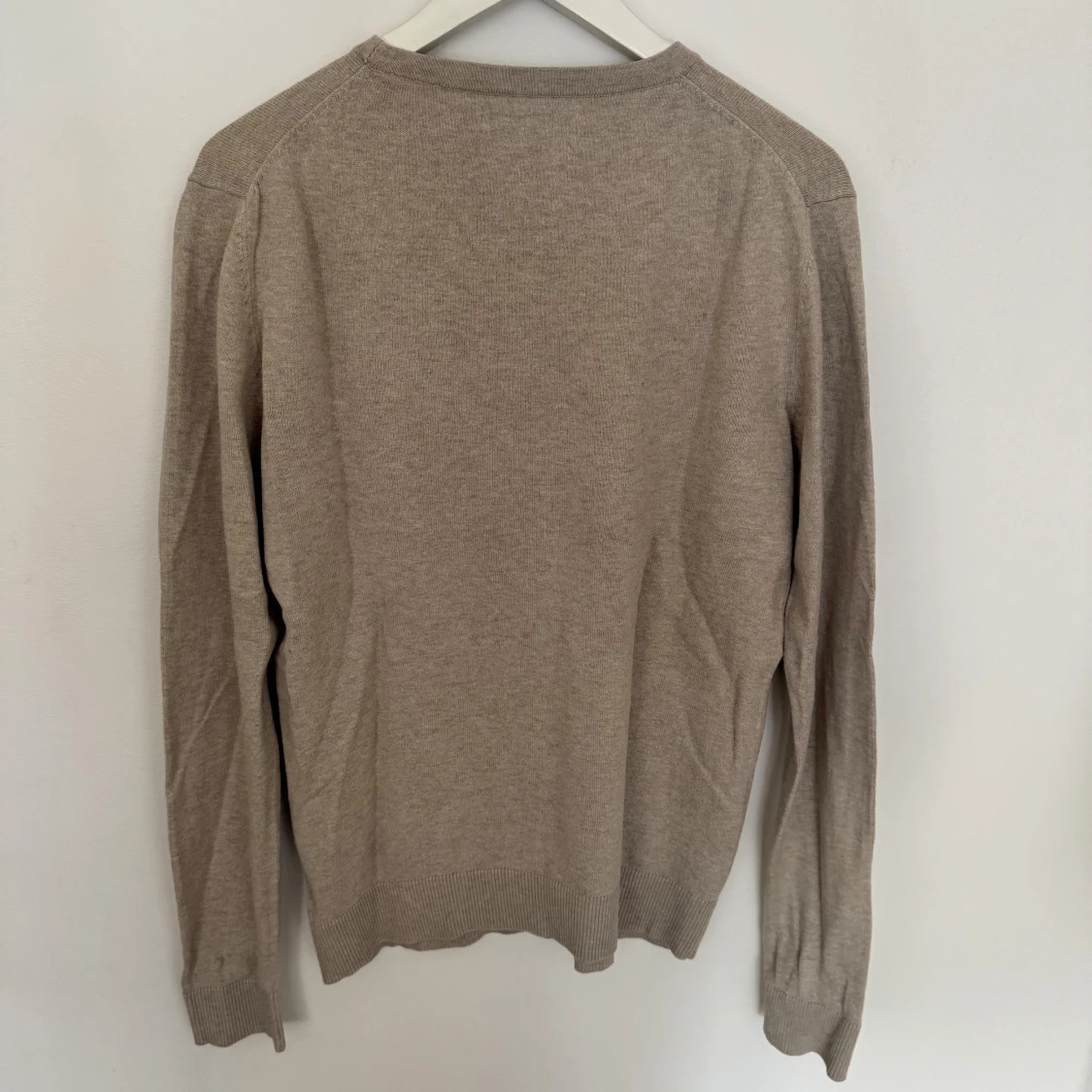 Beige stickad tröja från Jack & Jones - 1