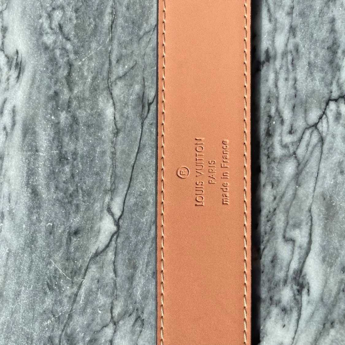 Louis Vuitton svart rutigt skärp i skinn - 2