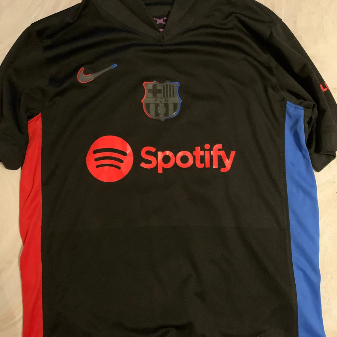 FC Barcelona Lamine Yamal Nike tröja